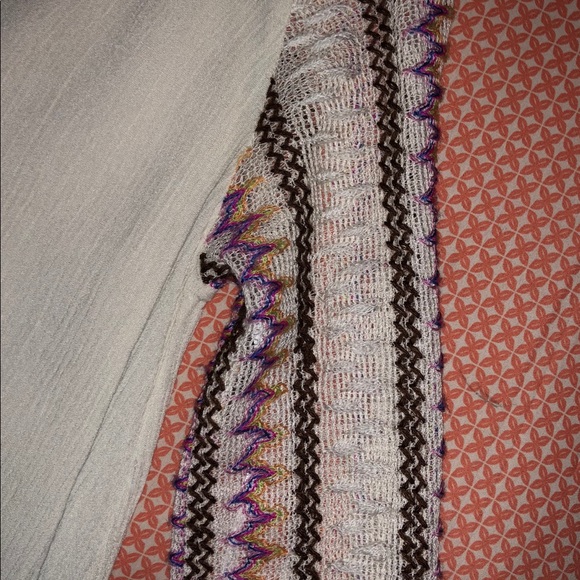 Women’s shirt - Picture 2 of 2